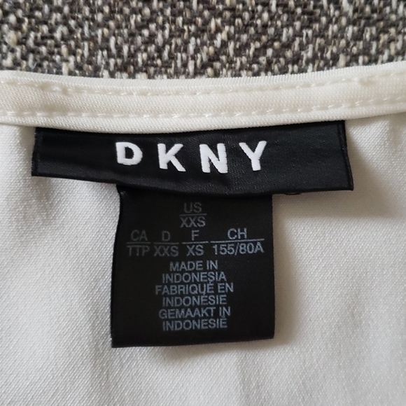 Blouse - Picture 2 of 2